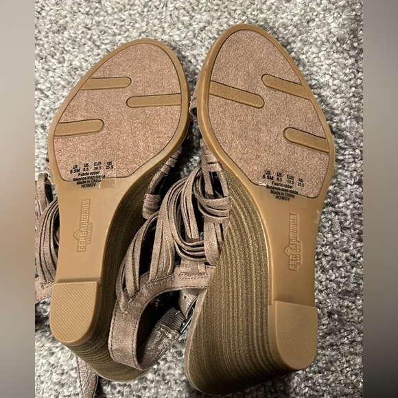 Fergalicious wedges - never worn - Picture 2 of 5